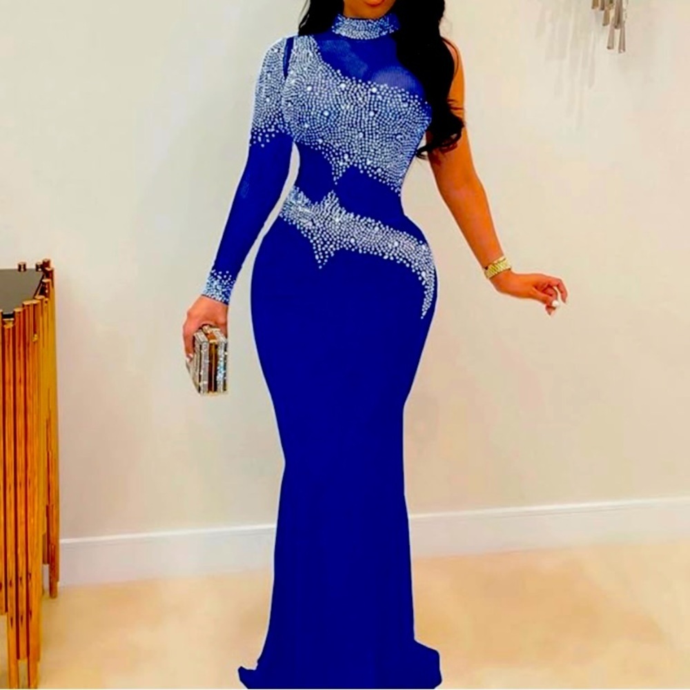 Gorgeous Royal blue Gown w/ Rhinestone one shoulder long sleeve dress